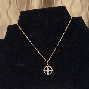 Elegant Gold and Silver Pendant Necklace New